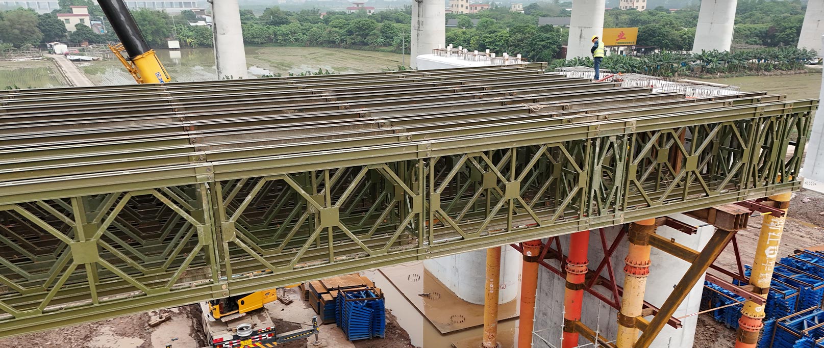 Hezhou Station Extra-Large Bridge på Zhuhai–Zhaoqing höghastighetståg