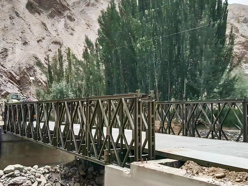 CB 100 Bailey Bridge Dubbelrad enkellagers målad Bailey Bridge