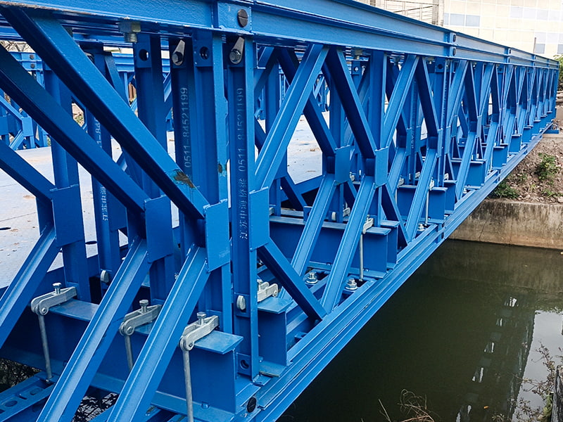 CB 100 Bailey Bridge Trippelrad enkellagers förstärkt målad Bailey Bridge